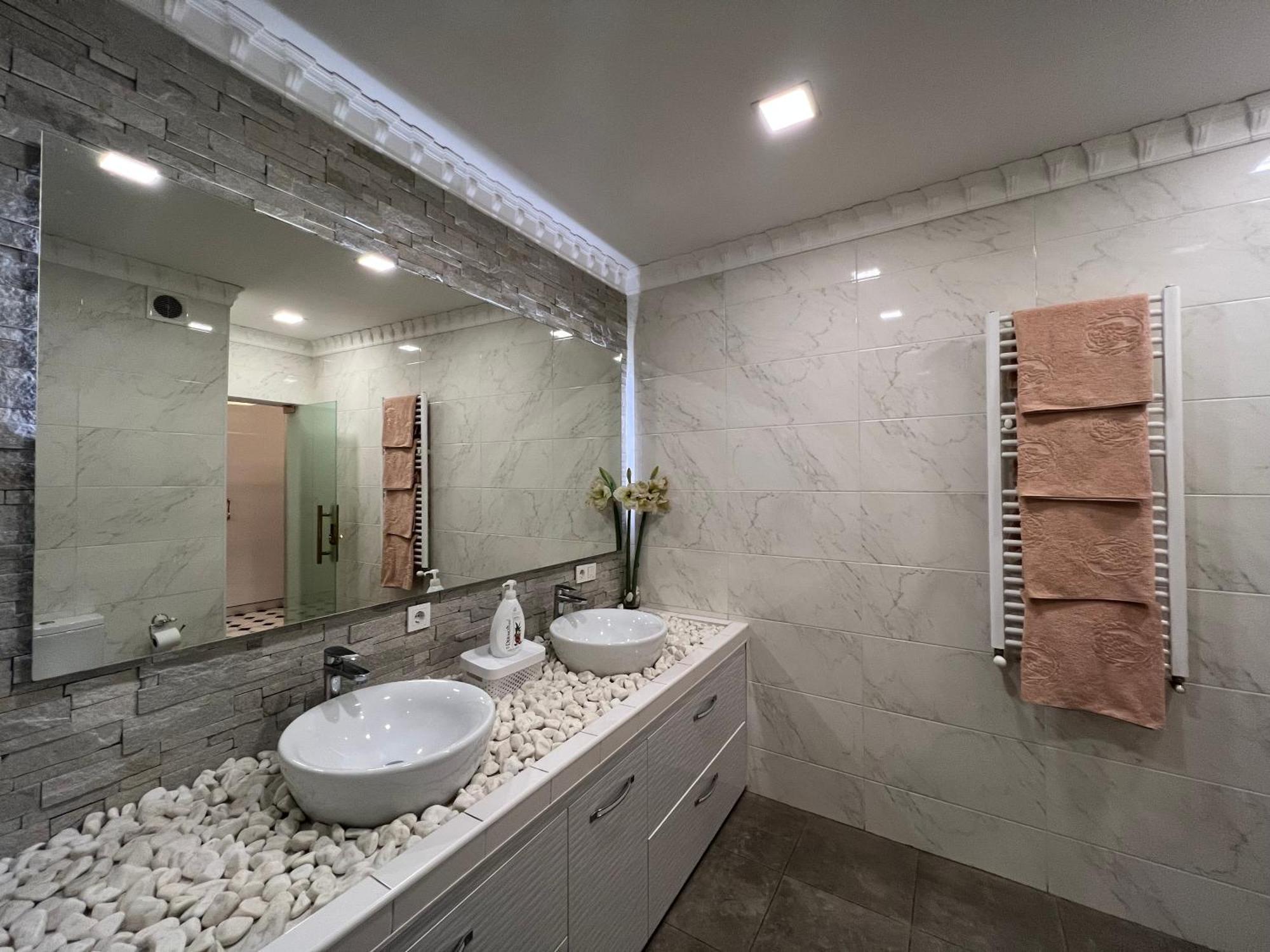 2 Bedrooms Heart Of City Center Κισινάου Εξωτερικό φωτογραφία